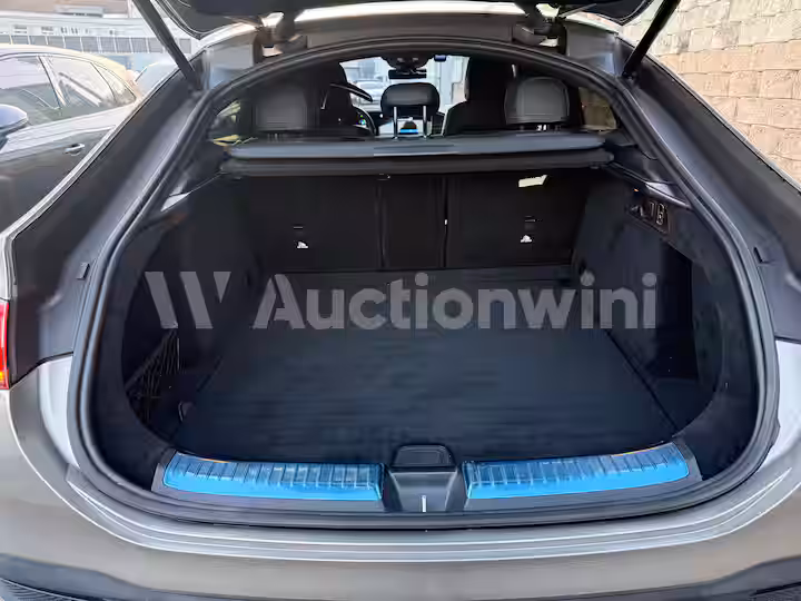 Mercedes Benz GLE Class 2021 — 14