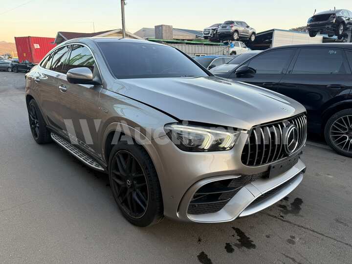 Mercedes Benz GLE Class 2021 — 3