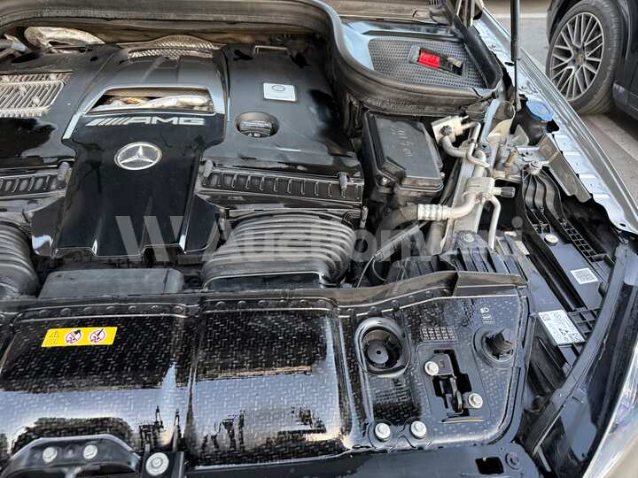 Mercedes Benz GLE Class 2021 — 24