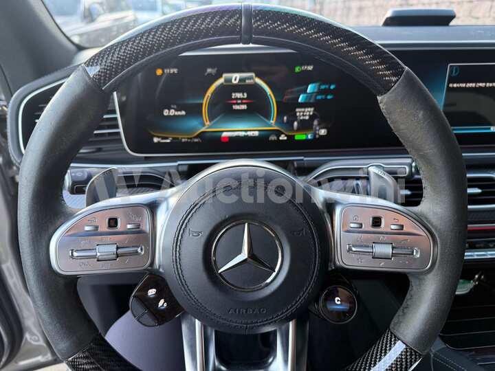 Mercedes Benz GLE Class 2021 — 31