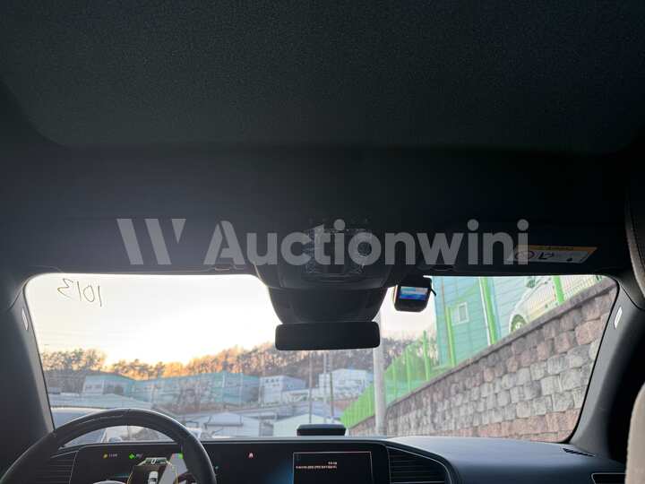 Mercedes Benz GLE Class 2021 — 42