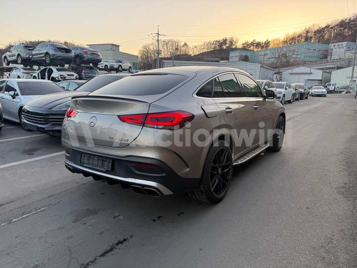 Mercedes Benz GLE Class 2021 — 6