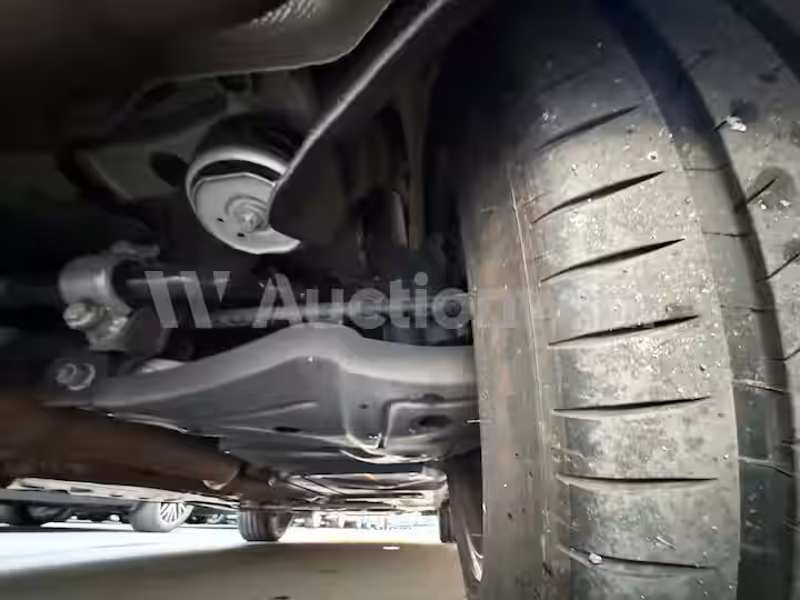 Mercedes Benz GLE Class 2021 — 51