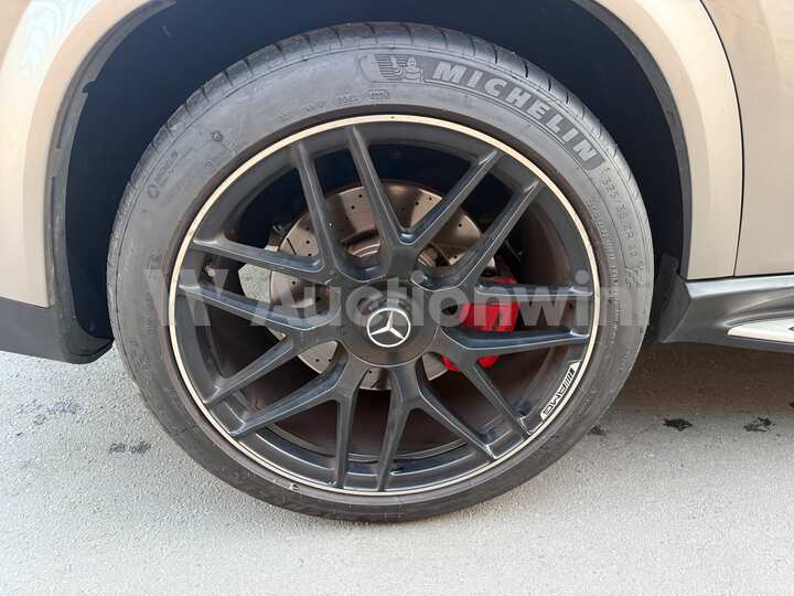 Mercedes Benz GLE Class 2021 — 55