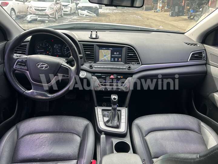 Hyundai Avante 2016 — 20