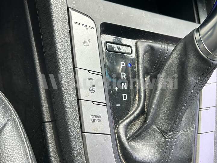 Hyundai Avante 2016 — 37