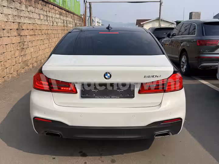 BMW 5 Series 2020 — 5