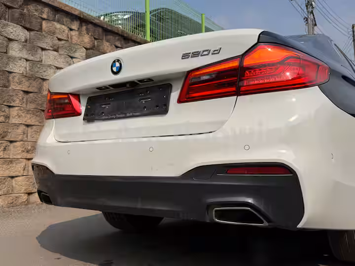 BMW 5 Series 2020 — 9