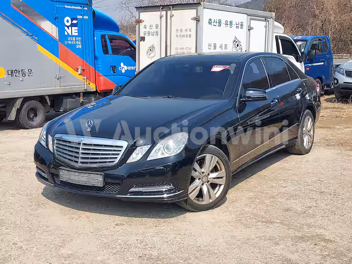 Mercedes Benz E Class 2013 — 2