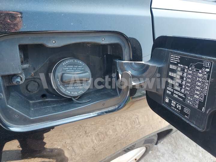 Mercedes Benz E Class 2013 — 16