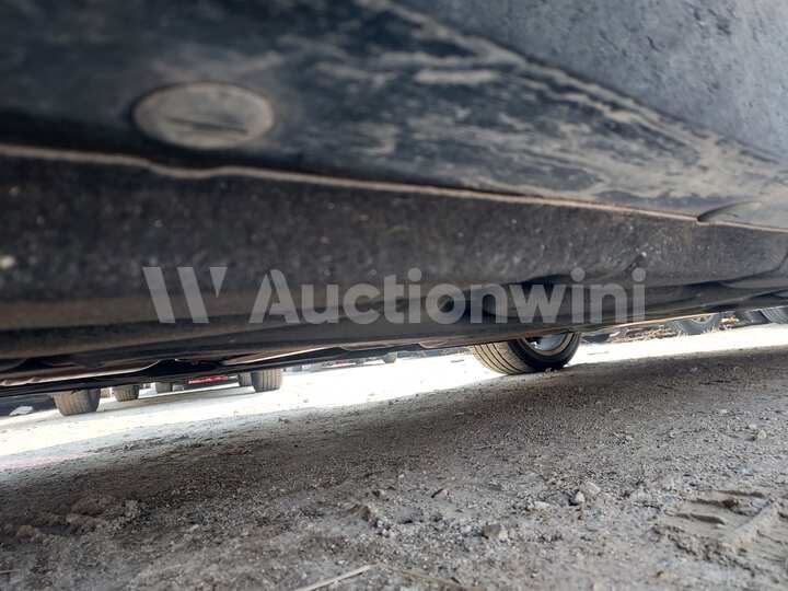 Mercedes Benz E Class 2013 — 19