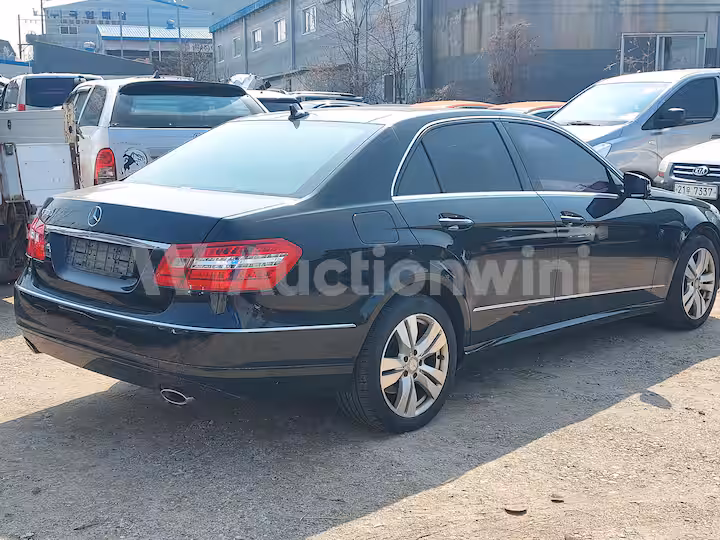 Mercedes Benz E Class 2013 — 5