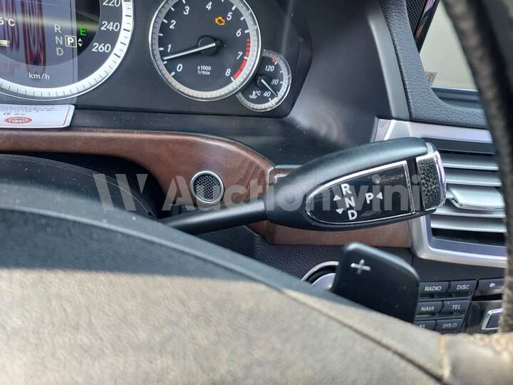 Mercedes Benz E Class 2013 — 50