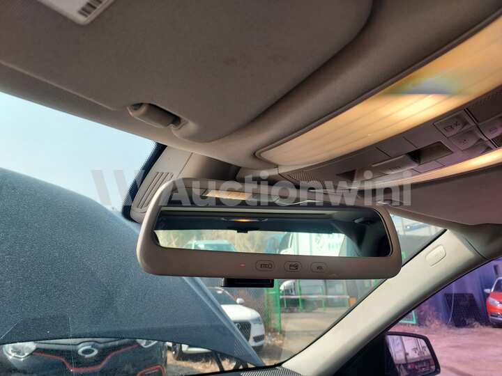 Mercedes Benz E Class 2013 — 53