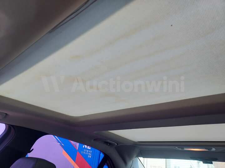 Mercedes Benz E Class 2013 — 54