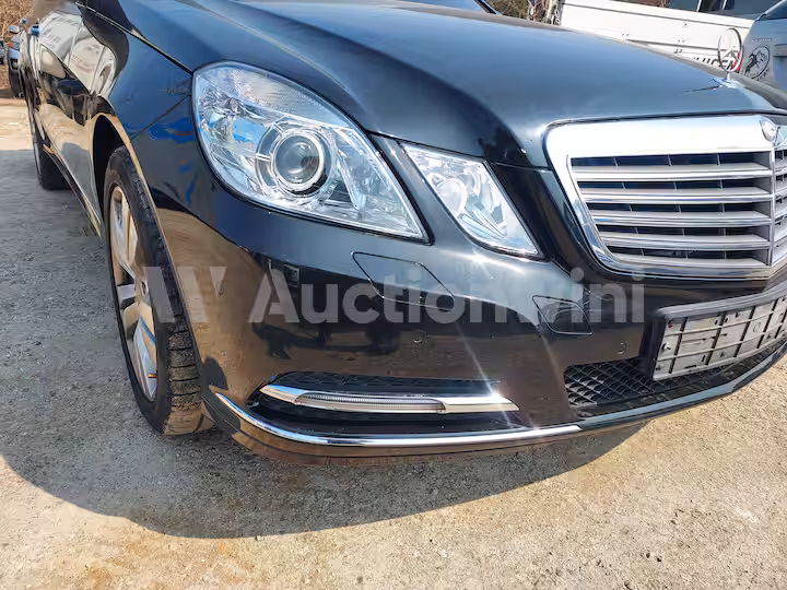 Mercedes Benz E Class 2013 — 8