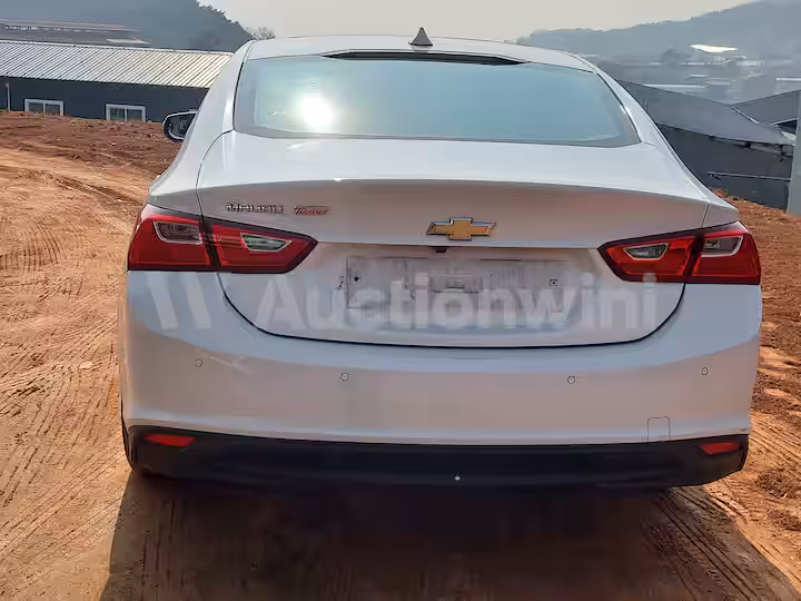 Chevrolet Malibu 2017 — 4