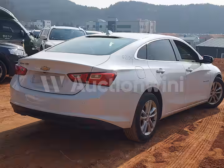 Chevrolet Malibu 2017 — 5