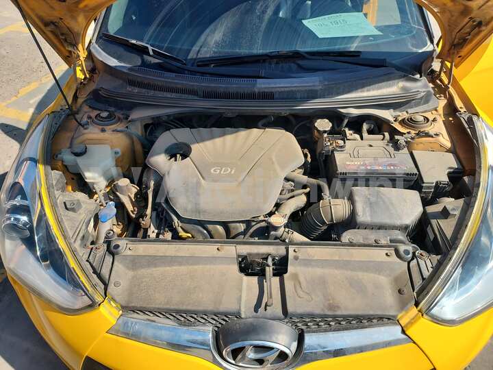 Hyundai Veloster 2012 — 25