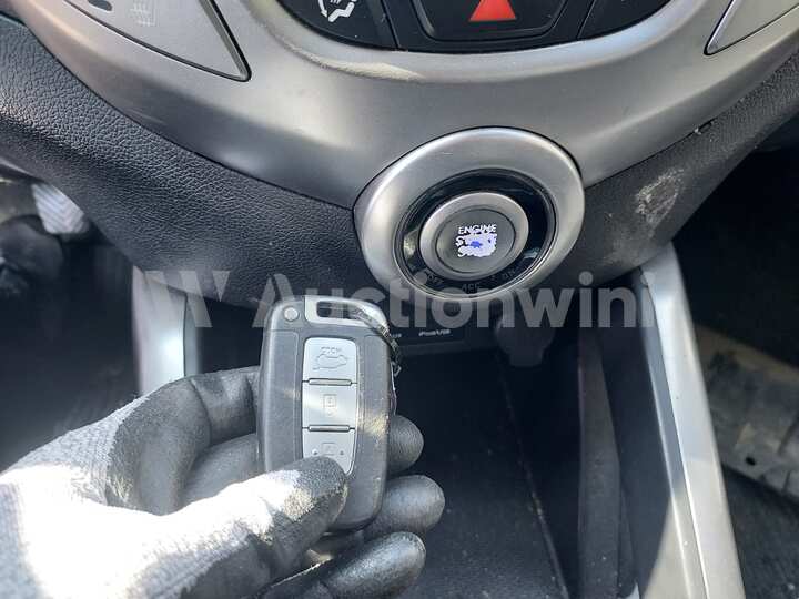 Hyundai Veloster 2012 — 53