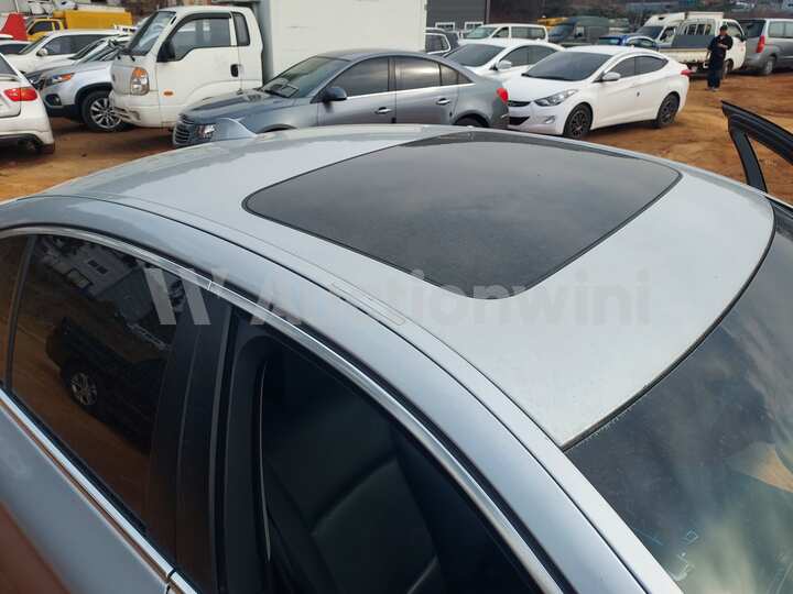 BMW 5 Series 2012 — 21