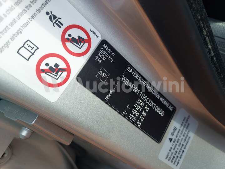 BMW 5 Series 2012 — 30