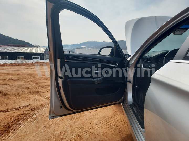 BMW 5 Series 2012 — 36