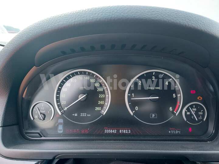 BMW 5 Series 2012 — 44
