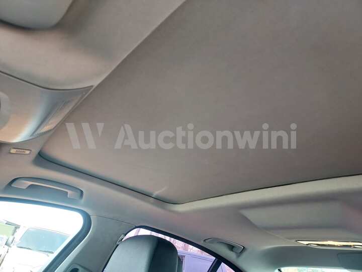BMW 5 Series 2012 — 50