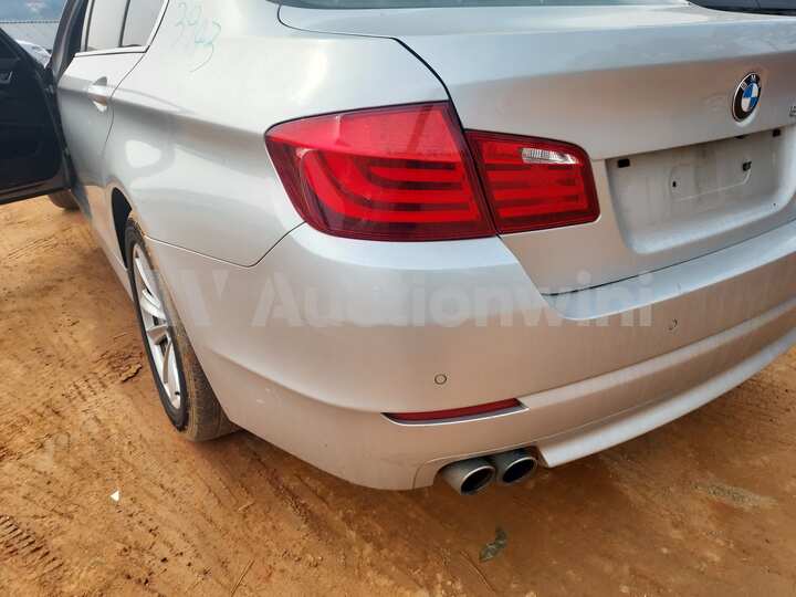 BMW 5 Series 2012 — 10
