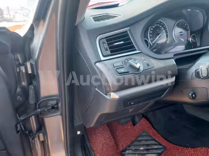 BMW Grand Turismo 2012 — 43