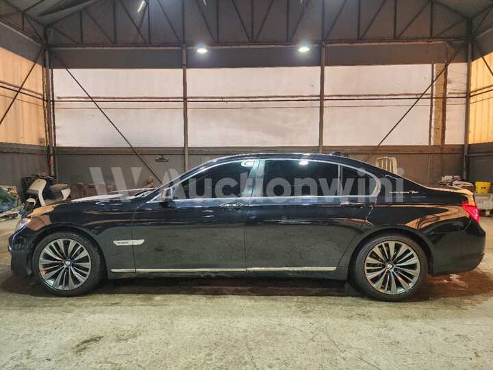 BMW 7 Series (F01) 2013 — 2