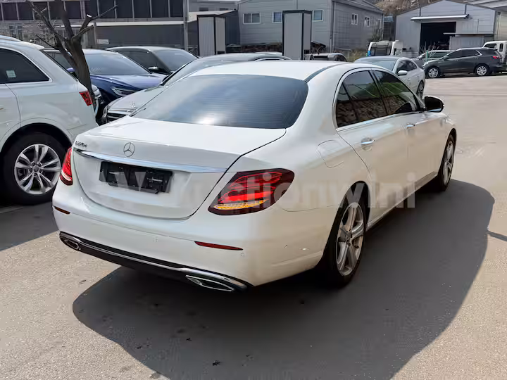 Mercedes Benz E Class 2018 — 4
