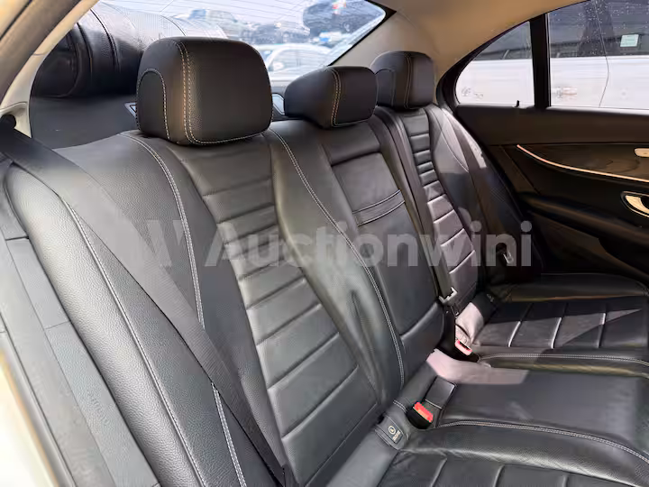 Mercedes Benz E Class 2018 — 45