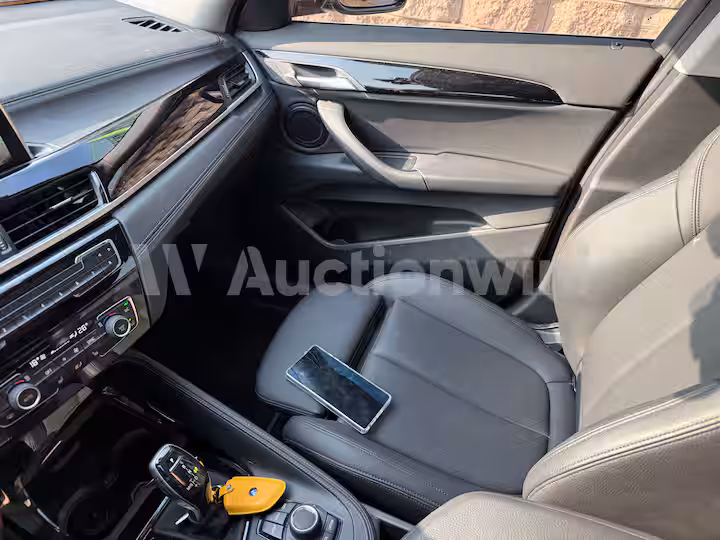 BMW X2 2021 — 36