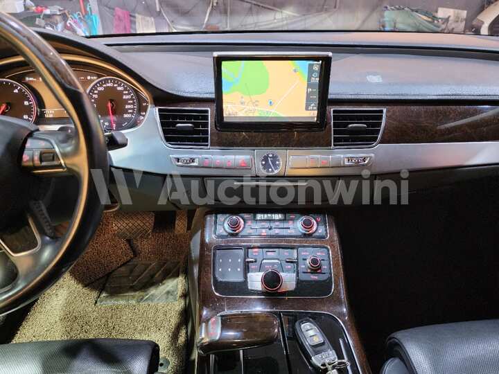 Audi A8 2014 — 44