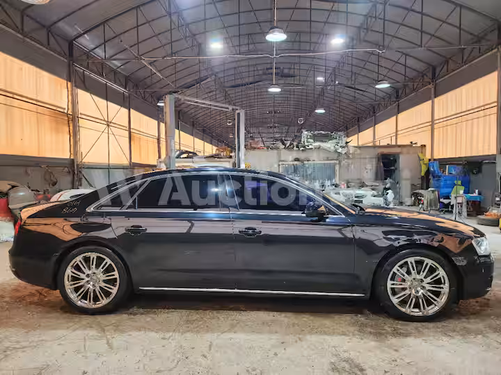 Audi A8 2014 — 6