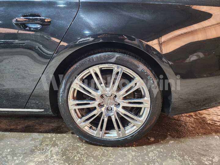 Audi A8 2014 — 52