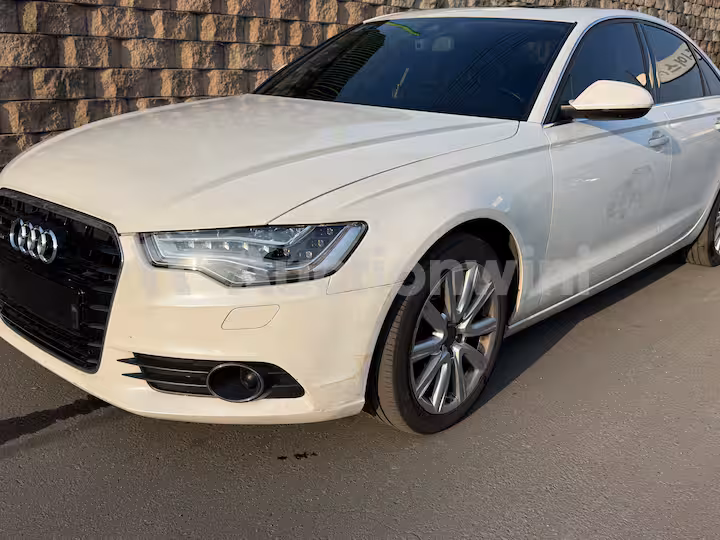 Audi A6 2014 — 16