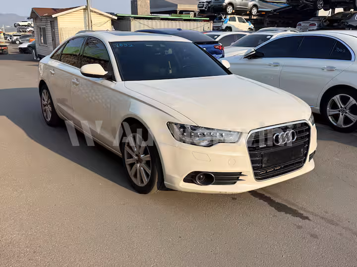 Audi A6 2014 — 3