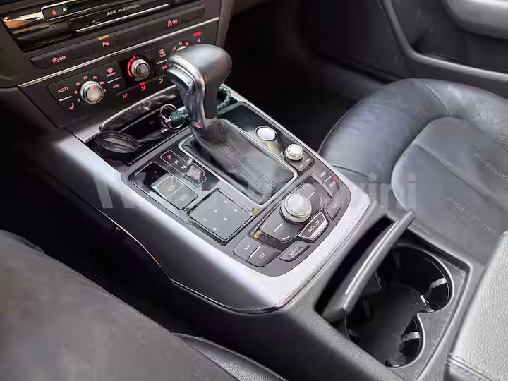 Audi A6 2014 — 34
