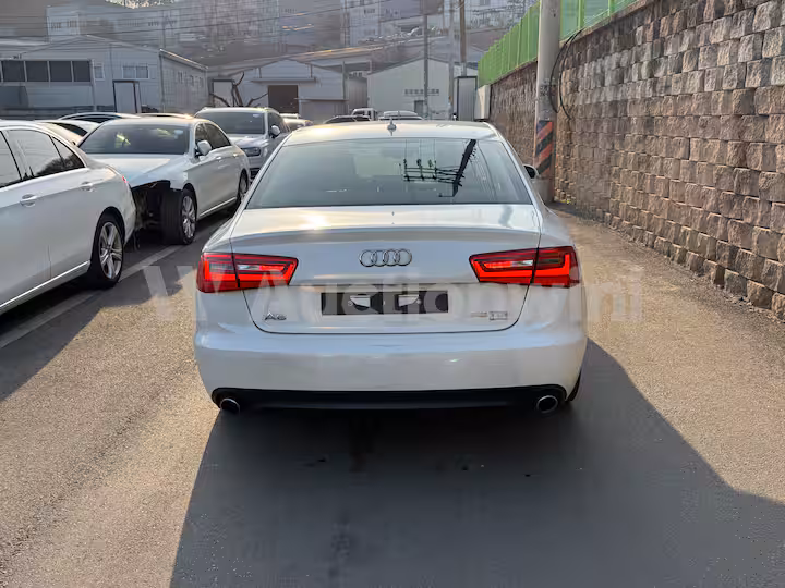 Audi A6 2014 — 5