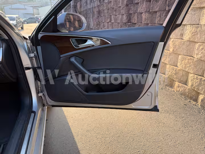 Audi A6 2014 — 46