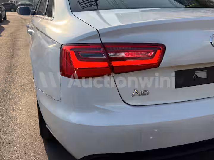 Audi A6 2014 — 7