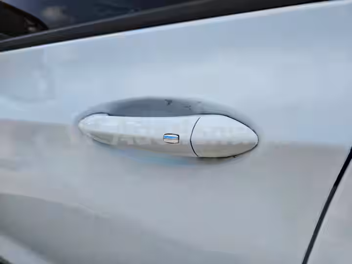 Chevrolet Bolt 2018 — 19