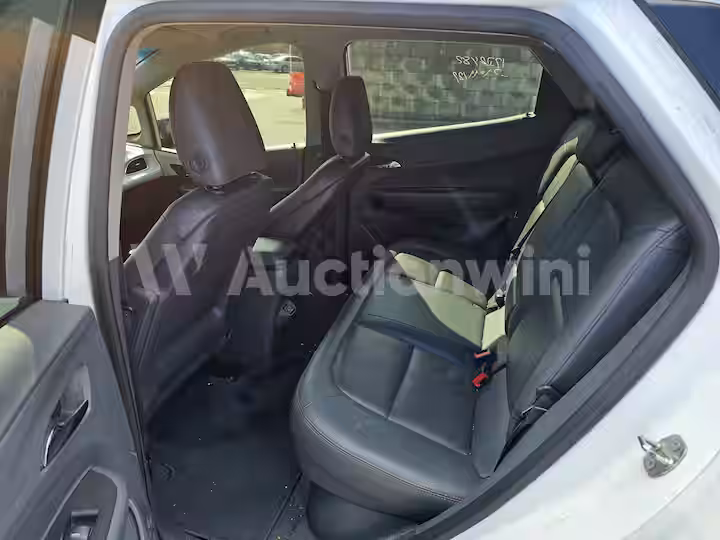 Chevrolet Bolt 2018 — 26