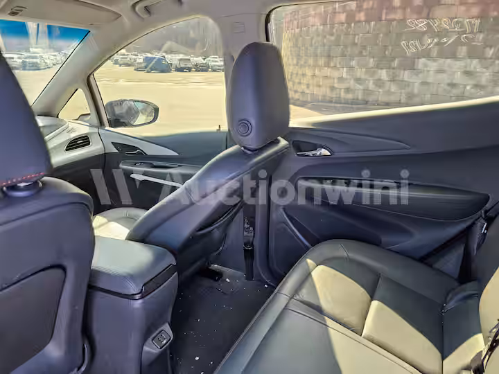 Chevrolet Bolt 2018 — 29