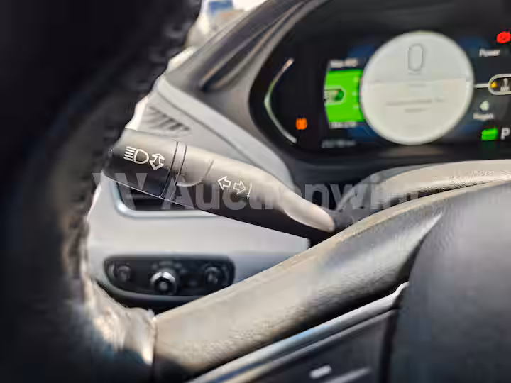 Chevrolet Bolt 2018 — 39