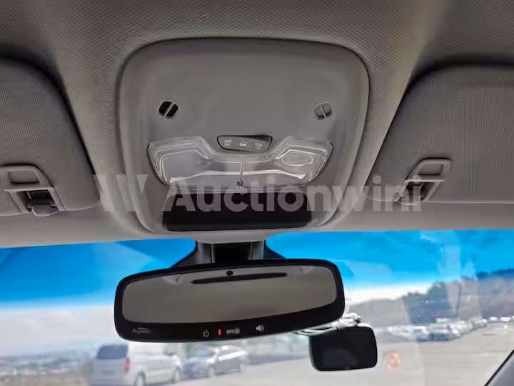 Chevrolet Bolt 2018 — 44