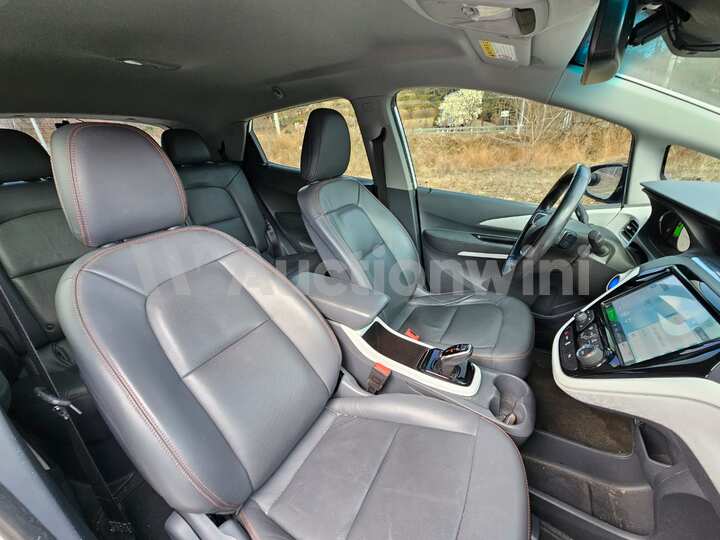 Chevrolet Bolt 2018 — 46